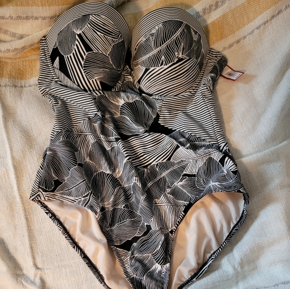 Strapless one piece swimsuit (target) XL